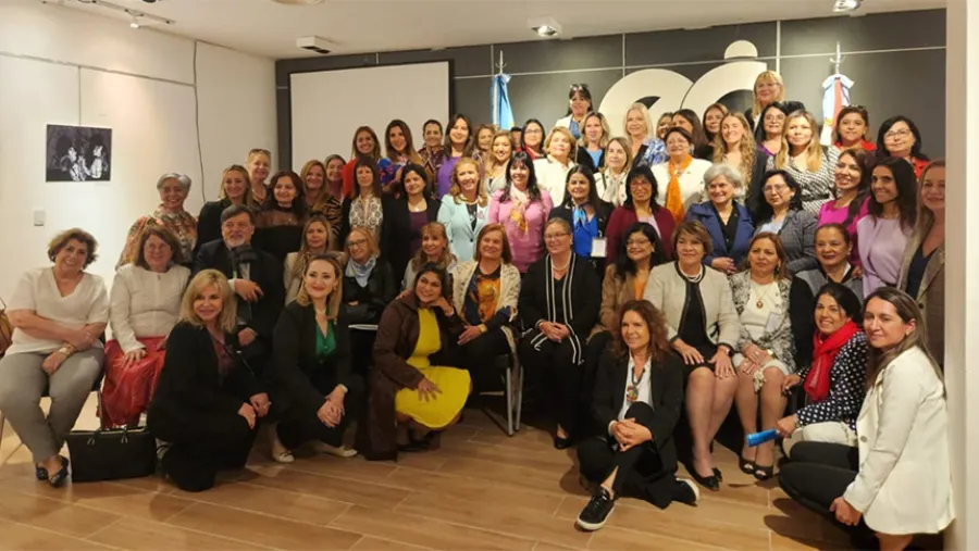 “Derecho al Cuidado y la Corresponsabilidad Social. Por una Justicia de Género”, fue el lema de convocatoria y debate que se trató en diferentes mesas de trabajo en el Encuentro Iberoamericano de Magistradas.