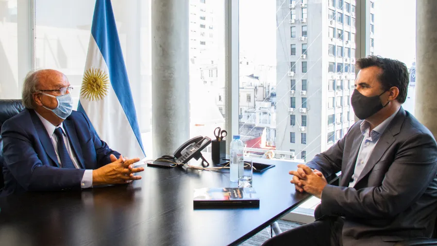 El secretario de Energía y el BICE acordaron impulsar el financiamiento para obras 