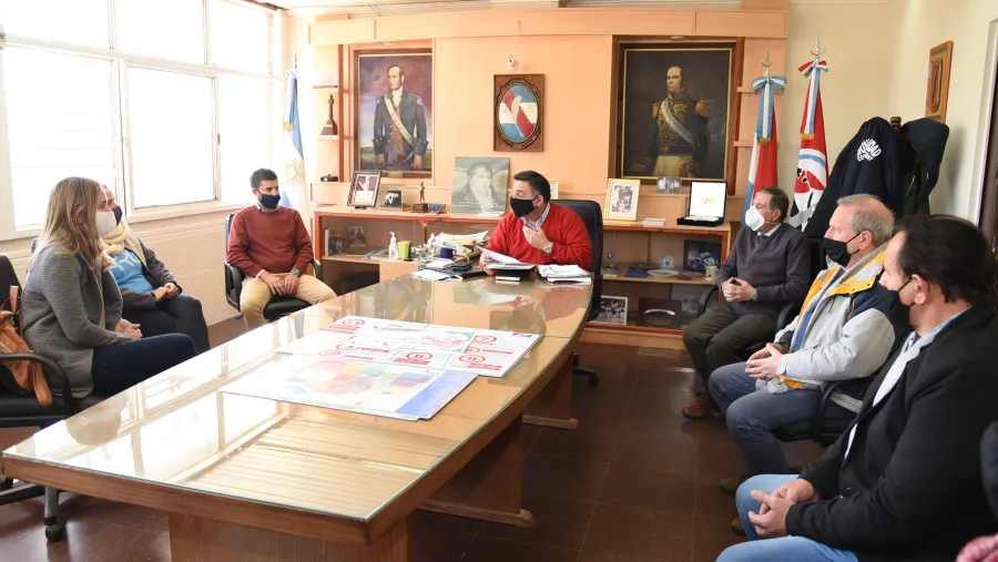 entrega Fondo de Emergencia Económica