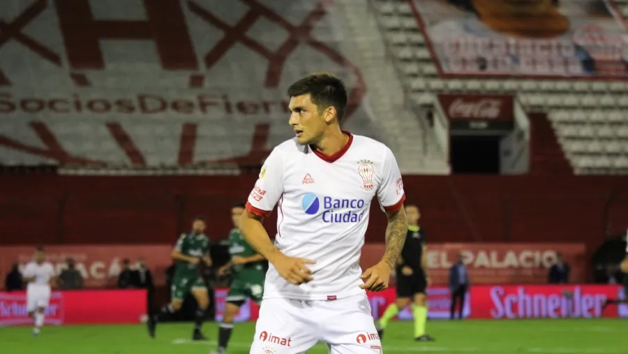 Copa de la Liga Profesional de Fútbol: Huracán goleó a Sarmiento y se prendió en la pelea 