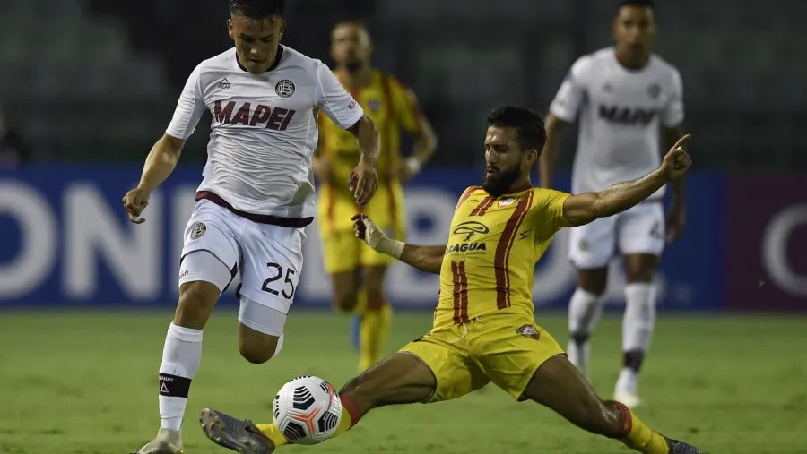 Copa Sudamericana: Lanús festejó un agónico triunfo como visitante en Caracas Copa Sudamericana: Lanús festejó un agónico triunfo como visitante en Caracas