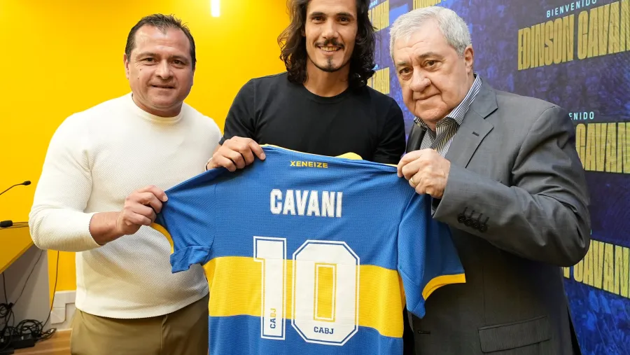 Con fiesta en La Bombonera, Boca presentó a su nuevo refuerzo, Edinson Cavani,