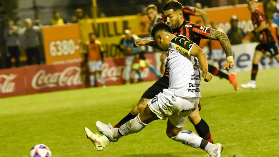 Primera Nacional: Patronato pagó caro sus errores y perdió con el líder Almirante Brown