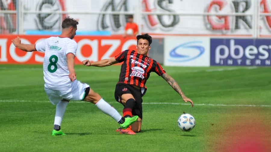 Patronato empató con Agropecuario y le impidió llegar a la final por el ascenso a Primera Patronato empató con Agropecuario y le impidió llegar a la final por el ascenso a Primera