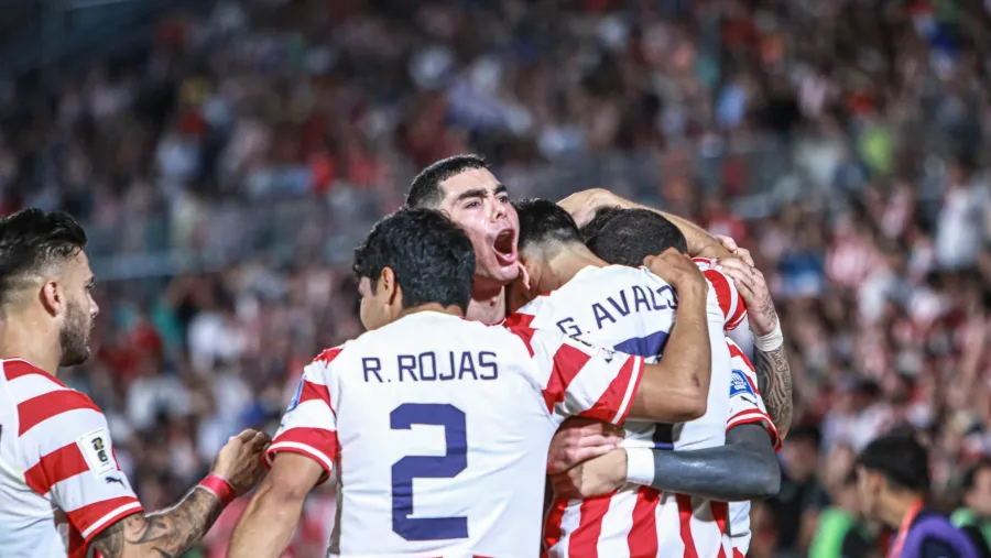Paraguay derrotó a Bolivia y consiguió su primera victoria en las Eliminatorias Paraguay derrotó a Bolivia y consiguió su primera victoria en las Eliminatorias
