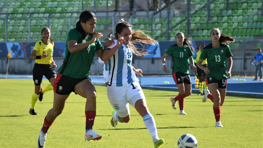 Fútbol: con la entrerriana Agostina Holzheier, Argentina no pudo llegar a la final 