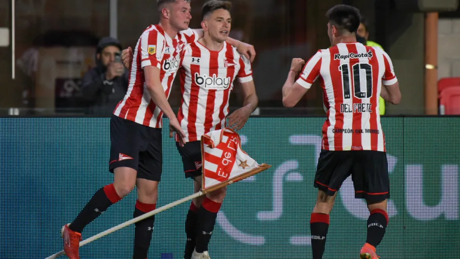 Fútbol: Estudiantes evitó la derrota en la última jugada ante Rosario Central Fútbol: Estudiantes evitó la derrota en la última jugada ante Rosario Central