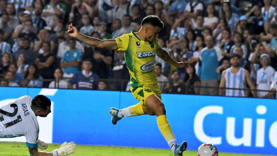 El “Halcón” voló más alto que Racing y le ganó con gol entrerriano en Avellaneda