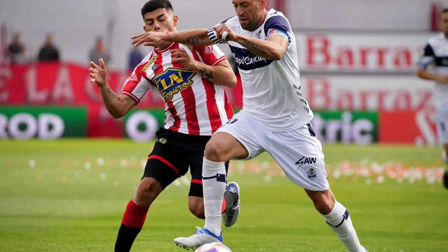 Fútbol: Gimnasia rescató un empate ante Barracas Central y espera una ayuda de Patronato