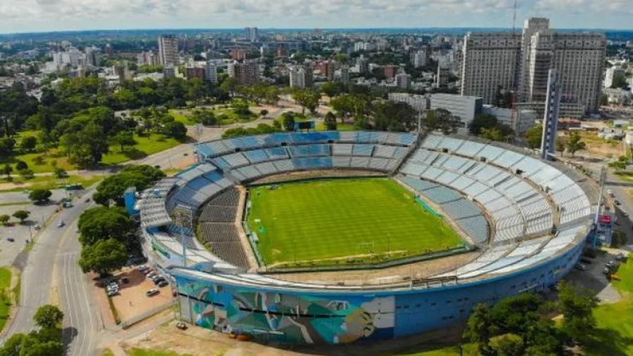 Fútbol: el 15 de agosto volverá la actividad profesional en Uruguay