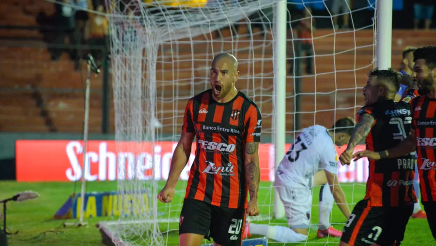 Lejos de Patronato, Junior Arias comenzó la pretemporada con Talleres de Córdoba