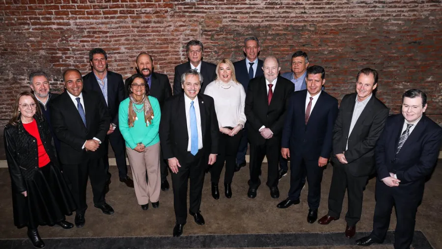 Fernández con gobernadores