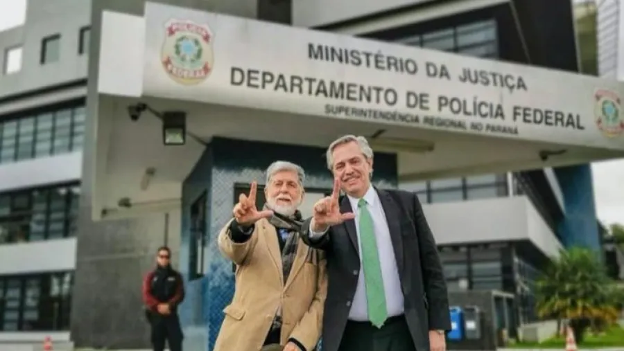 Fernández en Brasil