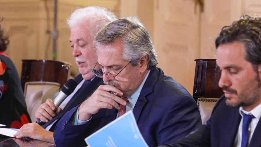 Fernández con Cafiero y Ginés