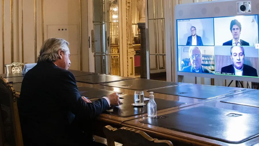 Alberto Fernández Pastoral Social