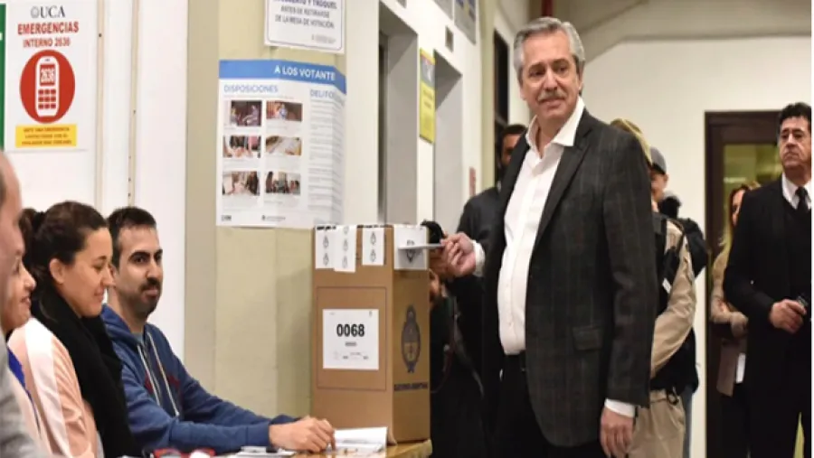 Alberto Fernández votó en las PASO