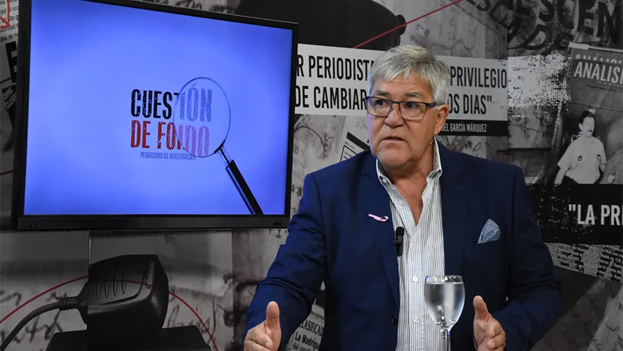 El presidente del IOSPER, Fernando Cañete, denunció que los médicos por intereses prescriben medicamentos con el nombre comercial y no por la mono droga. Además de un festival de amparos, porque los abogados saben que la doctrina de la Justicia, aunque el IOSPER tenga razón, hará pagar las costas a la obra social. Es como ir a cazar a un zoológico. El presidente del IOSPER, Fernando Cañete, denunció que los médicos por intereses prescriben medicamentos con el nombre comercial y no por la mono droga. Además de un festival de amparos, porque los abogados saben que la doctrina de la Justicia, aunque el IOSPER tenga razón, hará pagar las costas a la obra social. Es como ir a cazar a un zoológico.
