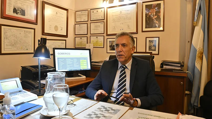 El fiscal de Estado, Julio Rodríguez Signes precisó que Entre Ríos tiene 834 escuelas rurales. El fiscal de Estado, Julio Rodríguez Signes precisó que Entre Ríos tiene 834 escuelas rurales.
