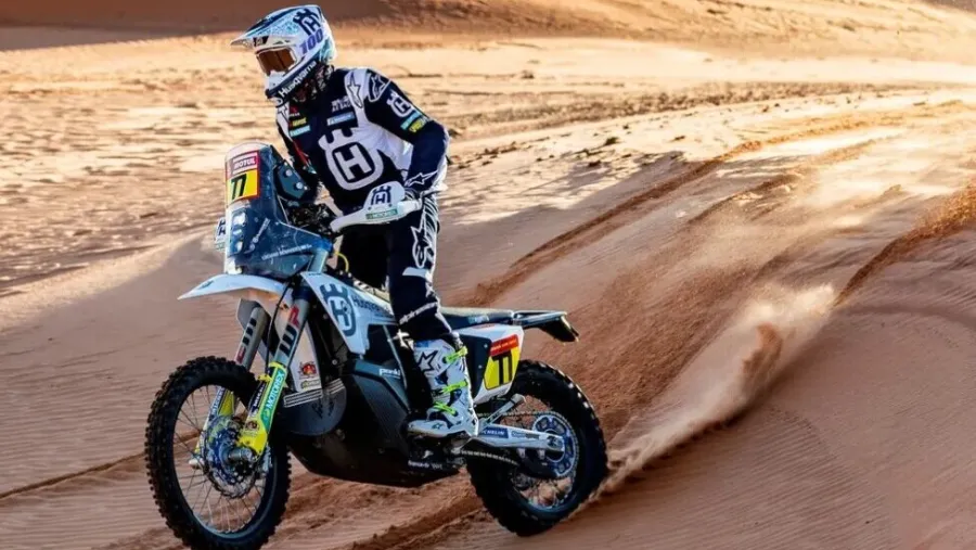 El argentino Luciano Benavides volvió a ganar una etapa en el Rally Dakar El argentino Luciano Benavides volvió a ganar una etapa en el Rally Dakar