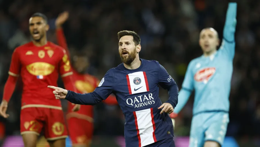 Tras su consagración mundial, Lionel Messi volvió con gol y triunfo para el PSG