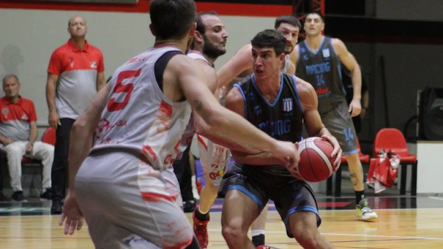 La Unión de Colón cayó con el líder Racing de Chivilcoy en un partido de bajo goleo