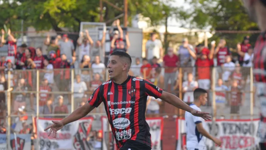 “El triunfo llegó en el momento justo”, indicó Damián Arce