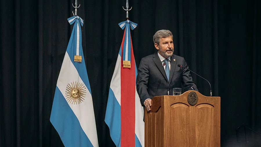 El gobernador Rogelio Frigerio abrió este sábado el 146º período de sesiones ordinarias en Entre Ríos. El gobernador Rogelio Frigerio abrió este sábado el 146º período de sesiones ordinarias en Entre Ríos.