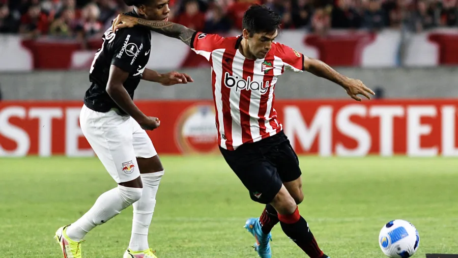 Estudiantes venció a Bragantino para seguir líder e invicto en la Copa Libertadores Estudiantes venció a Bragantino para seguir líder e invicto en la Copa Libertadores