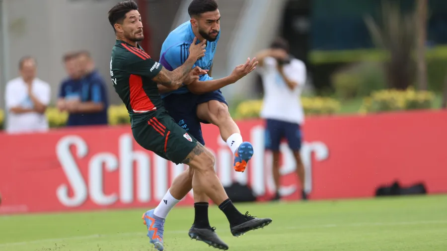 Fútbol: Argentina goleó a River en un amistoso con presencia entrerriana en Ezeiza Fútbol: Argentina goleó a River en un amistoso con presencia entrerriana en Ezeiza