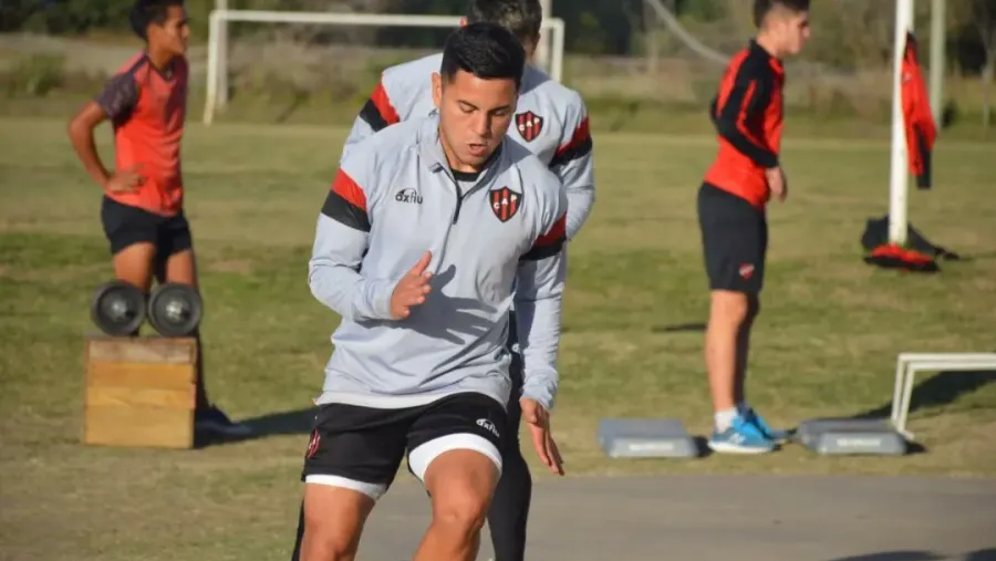 Sin Lucas Barrios ni caras nuevas, Patronato volvió a los entrenamientos Sin Lucas Barrios ni caras nuevas, Patronato volvió a los entrenamientos