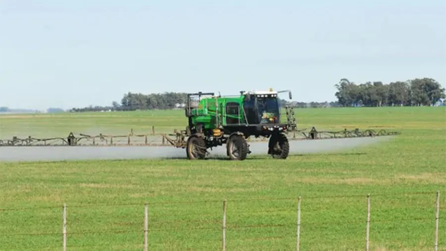 Los agrotóxicos siguen aplicándose sin controles reales.