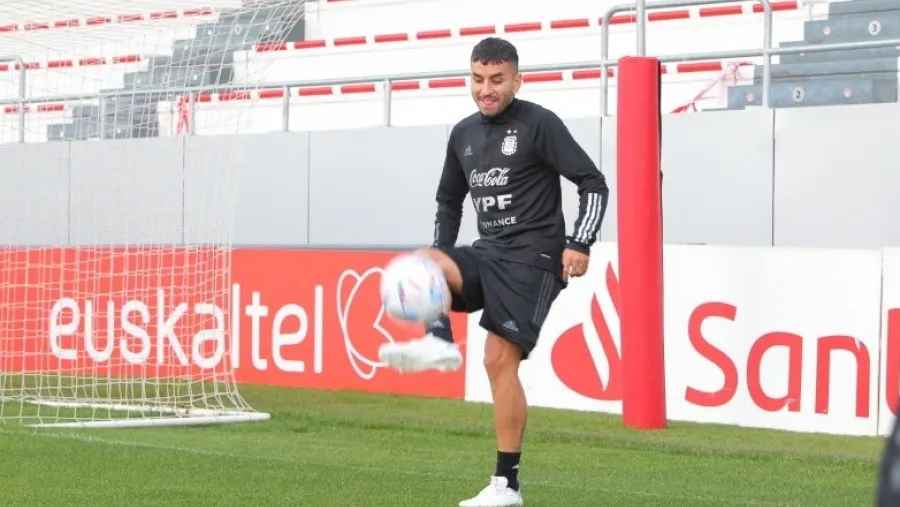 Ángel Correa tuvo que abandonar la concentración de la selección argentina en Bilbao