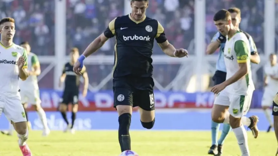 San Lorenzo y Defensa y Justicia empataron sin goles y el beneficiado fue el líder River San Lorenzo y Defensa y Justicia empataron sin goles y el beneficiado fue el líder River