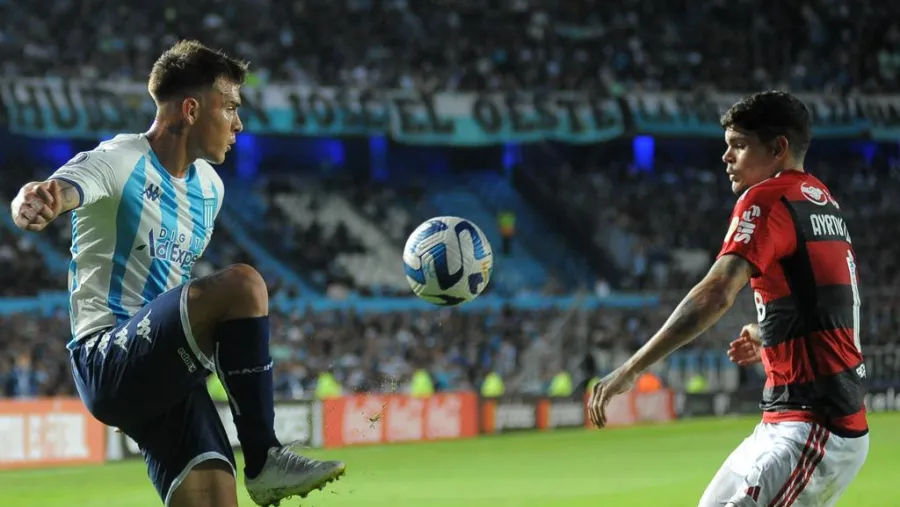 Racing empató con Flamengo en un partido lleno de emociones en Avellaneda