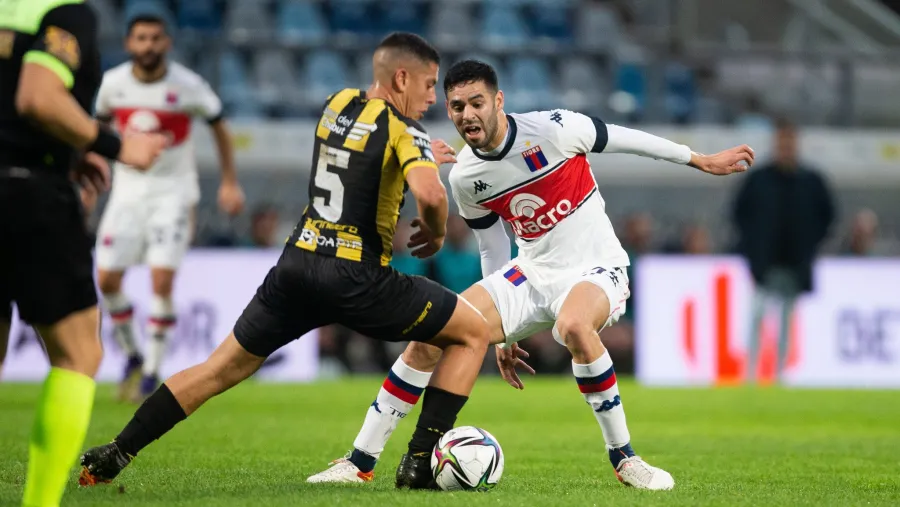 Copa Argentina: tras un empate a puro gol, Deportivo Madryn le ganó por penales a Tigre