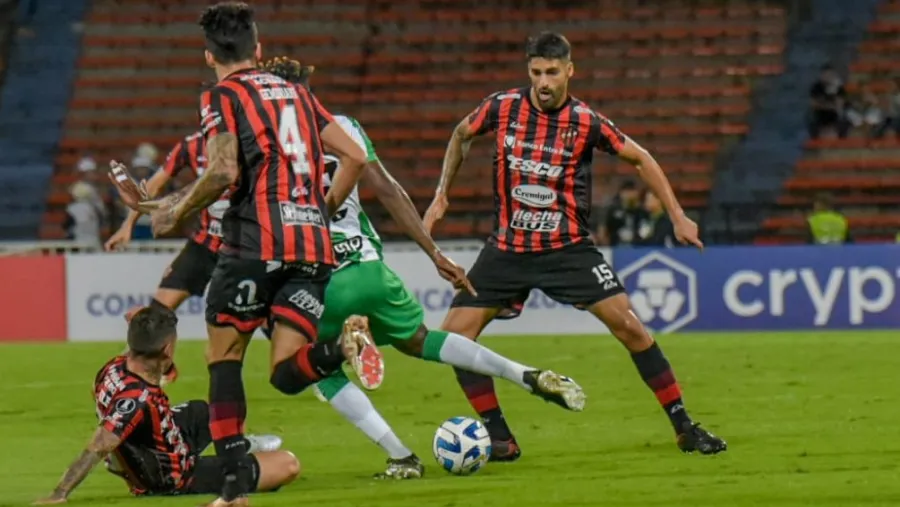 Patronato hizo historia en Medellín y con un triunfo se clasificó a la Copa Sudamericana Patronato hizo historia en Medellín y con un triunfo se clasificó a la Copa Sudamericana