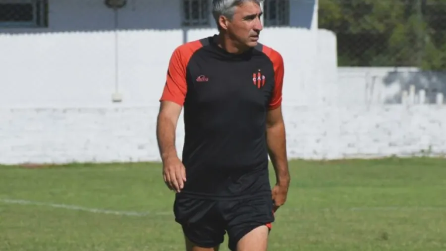Con la novedad de Luciano Pacco, Patronato tiene su primera lista de convocados