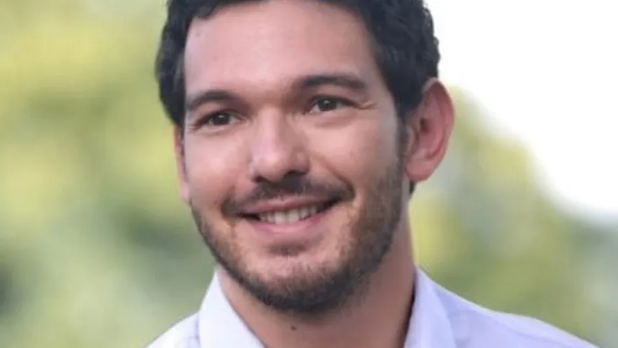 Emanuel Gainza es concejal de Paraná y referente del PRO.