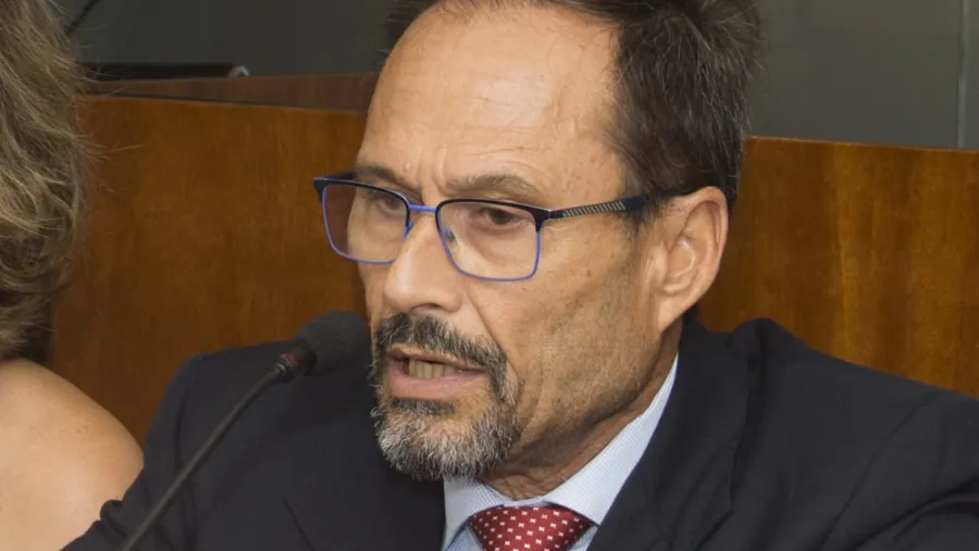 El procurador García derivó a Fiscalía de La Paz el pedido de declaración de Castrillón El procurador García derivó a Fiscalía de La Paz el pedido de declaración de Castrillón