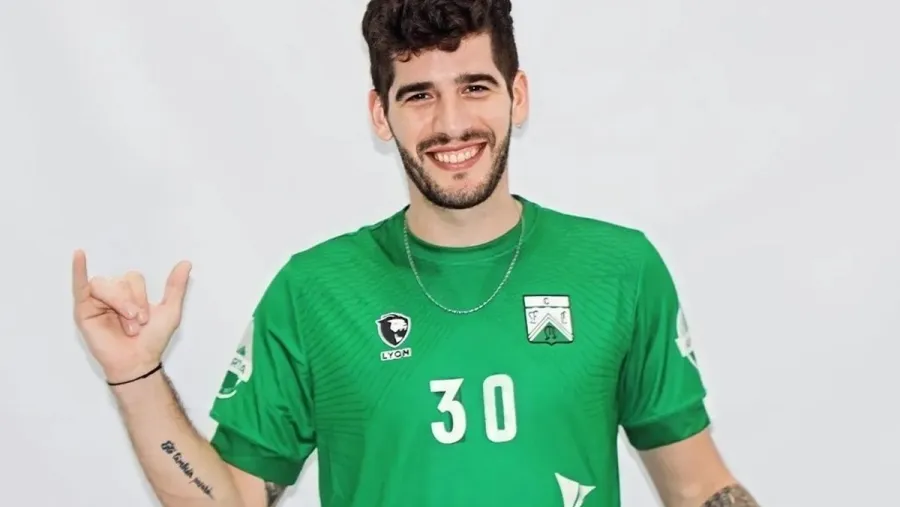 Adrián Gayoso Adrián Gayoso