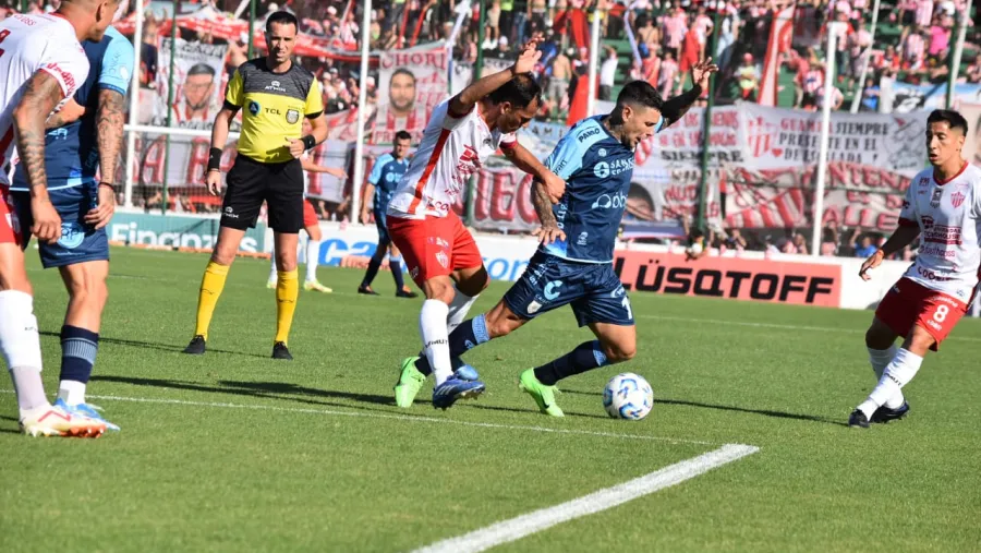 Fútbol: Atlético de Rafaela perdió con Talleres y descendió al Torneo Federal A Fútbol: Atlético de Rafaela perdió con Talleres y descendió al Torneo Federal A