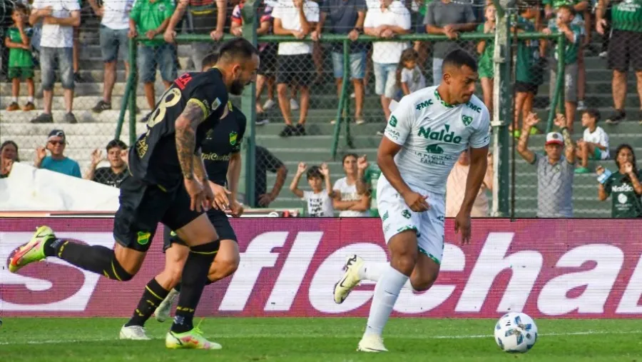 Fútbol: Defensa y Justicia reaccionó y se lo dio vuelta a Sarmiento en Junín Fútbol: Defensa y Justicia reaccionó y se lo dio vuelta a Sarmiento en Junín