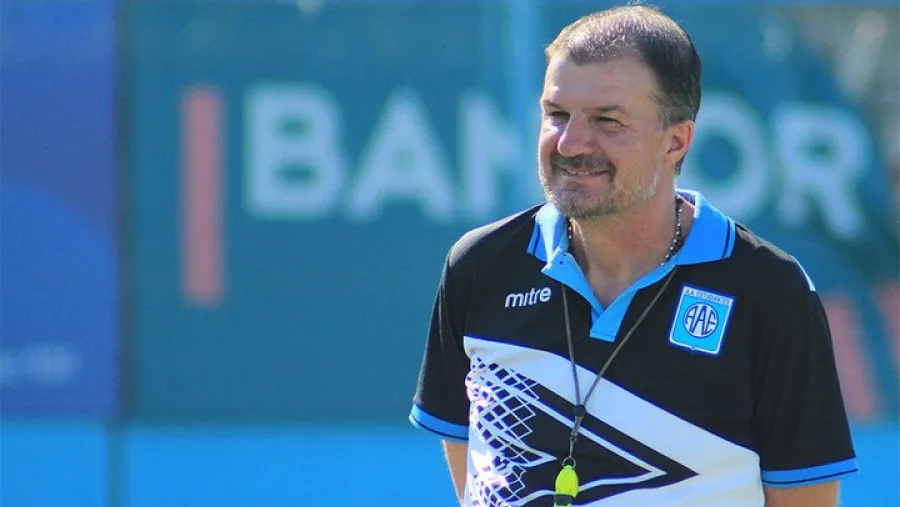Dolor en el fútbol: falleció Gustavo Raggio, el DT de Estudiantes de Río Cuarto