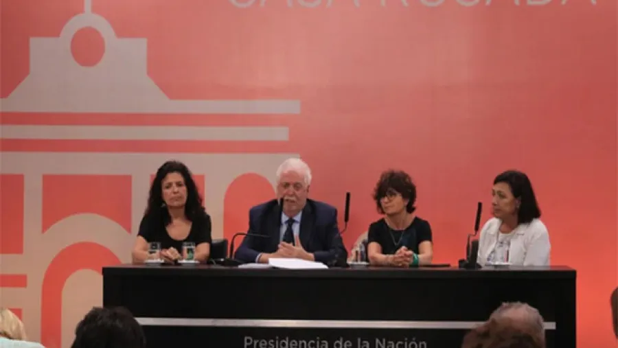Ginés González García anunció el protocolo de aborto no punible Ginés González García anunció el protocolo de aborto no punible
