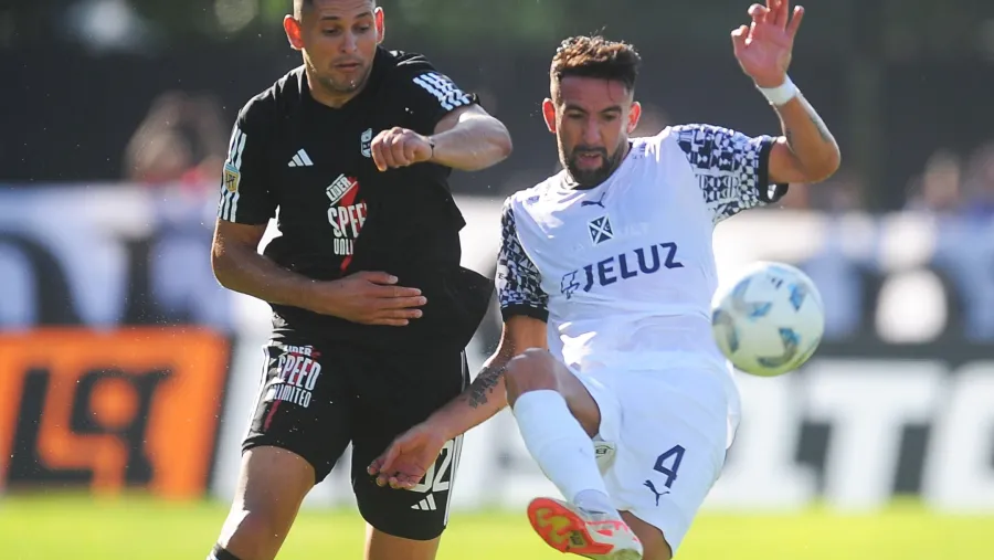 Deportivo Riestra sorprendió a Independiente y ganó su segundo partido seguido