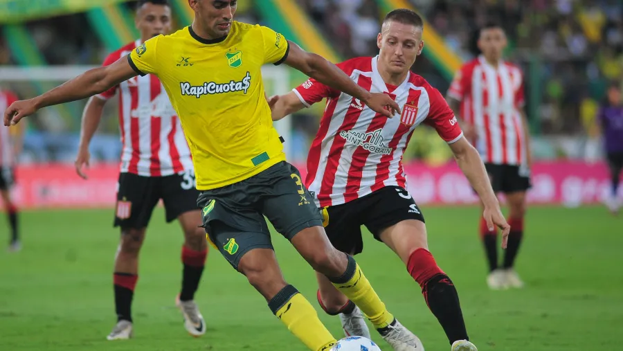 Defensa y Justicia venció a Estudiantes y puso al rojo vivo la Zona B