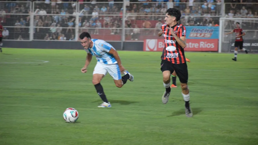 Fútbol: Patronato ganó por penales y se quedó con la Superfinal de la Liga Paranaense Fútbol: Patronato ganó por penales y se quedó con la Superfinal de la Liga Paranaense