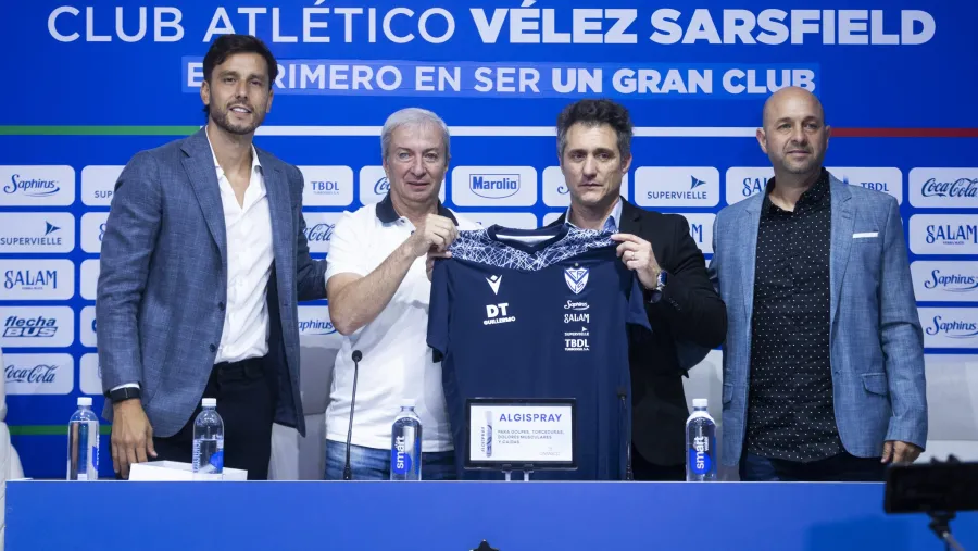 Guillermo Barros Schelotto: “Es un orgullo estar en el lugar donde estuvo Carlos Bianchi”