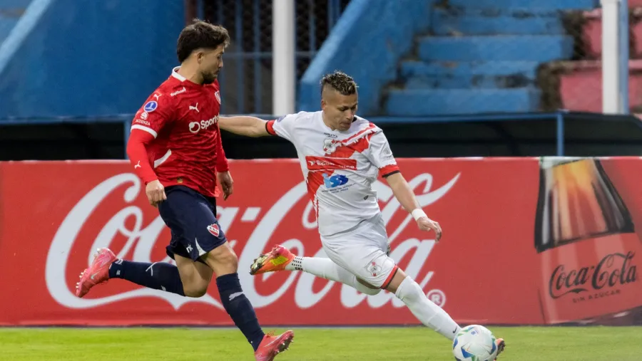 Copa Sudamericana: Independiente tropezó en la altura y cayó ante Nacional Potosí
