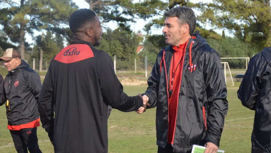 En Patronato, Diego Pozo debe rearmar el equipo para recibir a Arsenal de Sarandí En Patronato, Diego Pozo debe rearmar el equipo para recibir a Arsenal de Sarandí